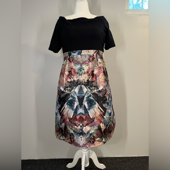 Ted Baker Metallic Tulip Dress Fitted Off-Shoulder sleeves, size 5 (US 10-12) - Picture 2 of 14